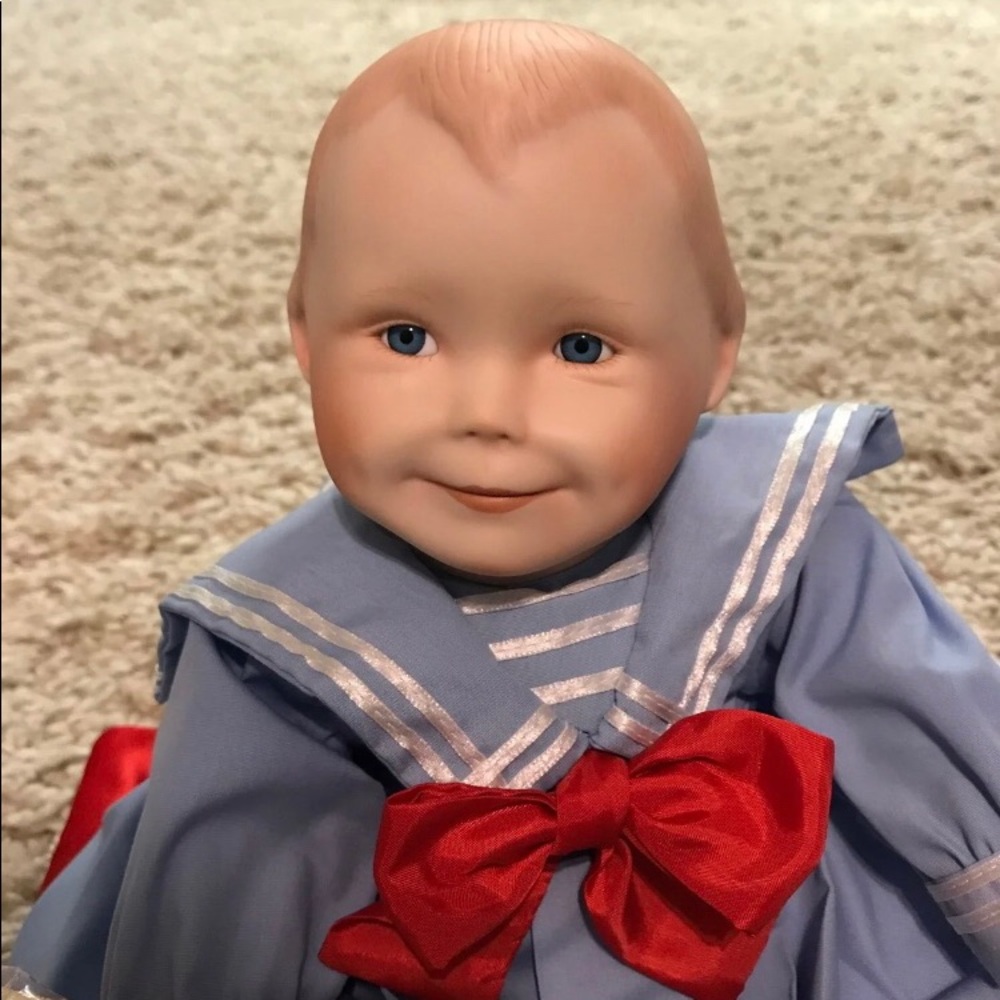 Ashton Drake Doll - Picture 5 of 8